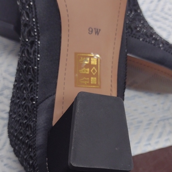 J.Renné Elegant Black Lace Ankle Boots Perfect for a formal event. - Picture 9 of 13